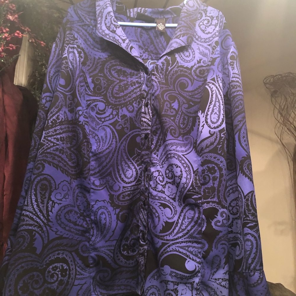 Maggie Barnes for Catherine’s purple button down shirt 4X.